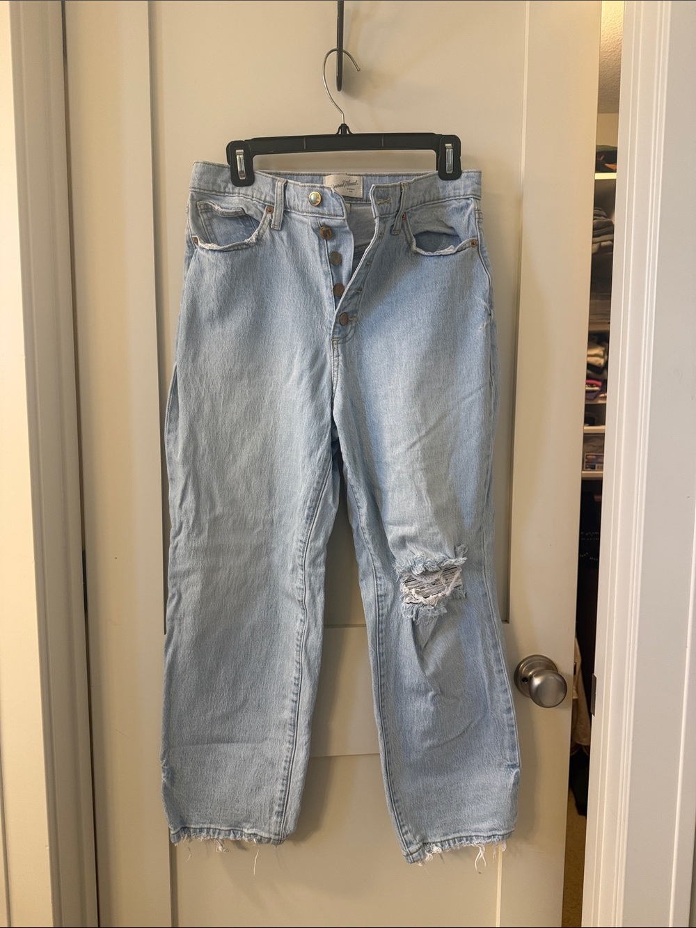 Universal Thread Light Blue Distressed Straight Leg Jeans
